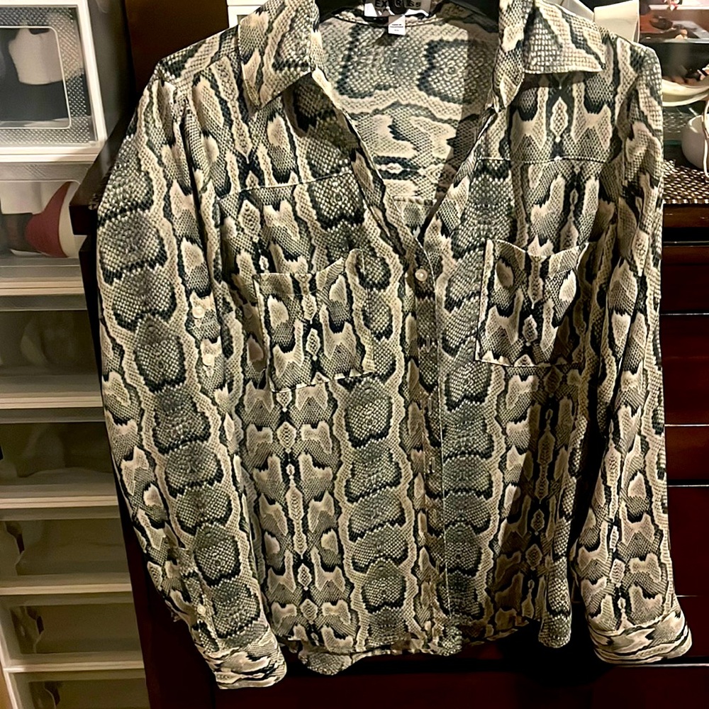 Snake print express xs shirt